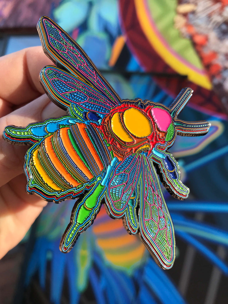 Chroma Bee Pin